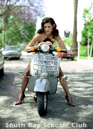 a_erin_vespa08.jpg